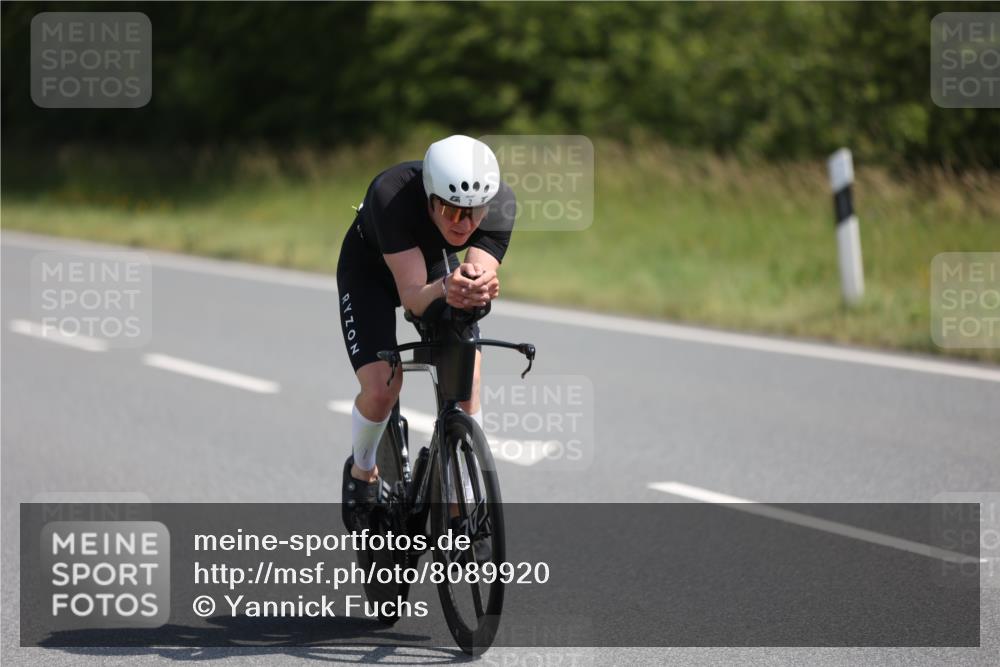 22.06.2025 - Viking Triathlon Yannick Fuchs http://msf.ph/oto/8089920 22.06.2025 11:06:06 Radfahren 1, 2, 44, 171, 281, 530, 610, 644, 655 meine-sportfotos.de