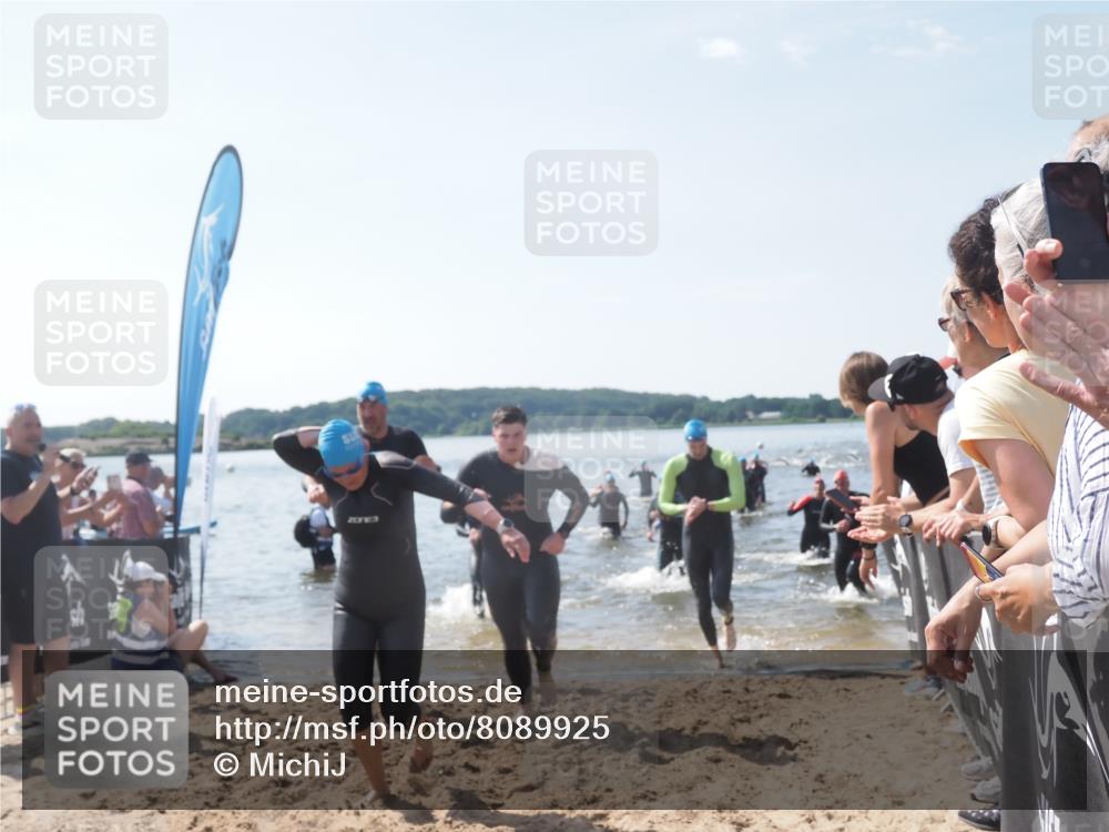 22.06.2025 - Viking Triathlon MichiJ http://msf.ph/oto/8089925 22.06.2025 10:37:41 Schwimmen 21, 141, 163, 177, 187, 245, 396, 411, 433, 456, 506, 614, 619, 639, 645 meine-sportfotos.de