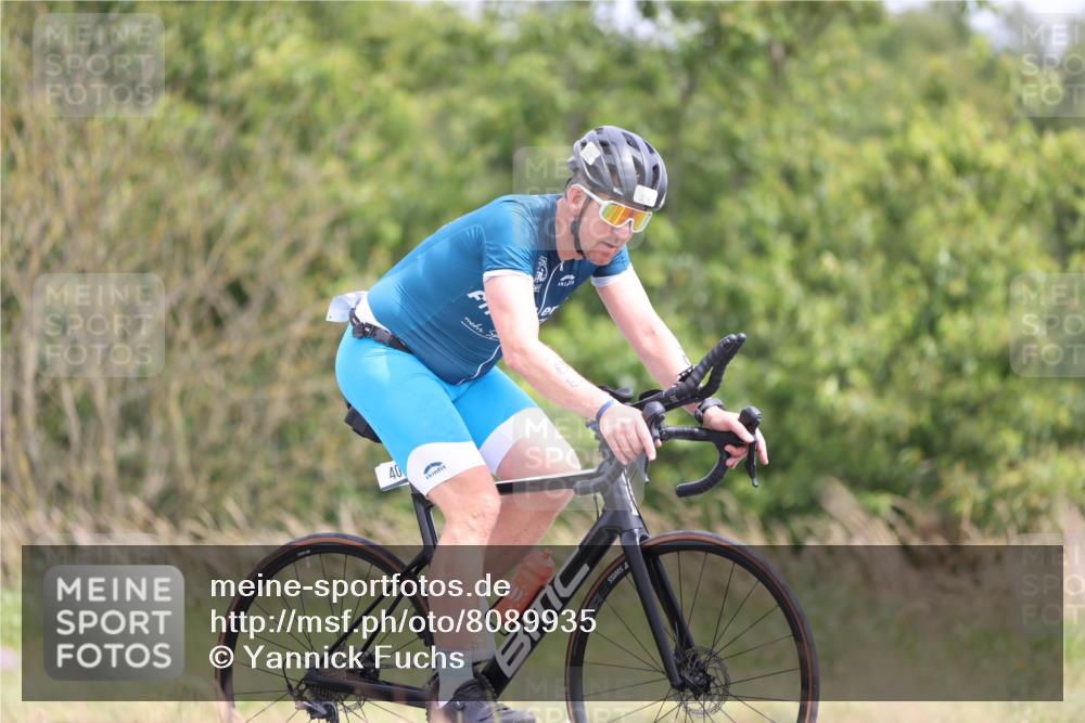 22.06.2025 - Viking Triathlon Yannick Fuchs http://msf.ph/oto/8089935 22.06.2025 13:21:53 Radfahren 37, 133, 364, 406 meine-sportfotos.de