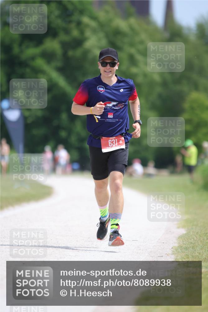 22.06.2025 - Viking Triathlon H.Heesch http://msf.ph/oto/8089938 22.06.2025 12:59:08 Laufen 631 meine-sportfotos.de