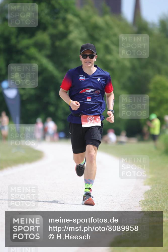 22.06.2025 - Viking Triathlon H.Heesch http://msf.ph/oto/8089958 22.06.2025 12:59:08 Laufen 631 meine-sportfotos.de
