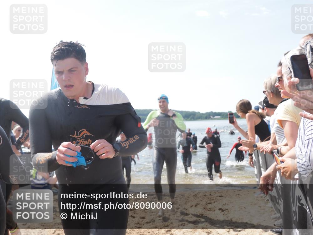22.06.2025 - Viking Triathlon MichiJ http://msf.ph/oto/8090006 22.06.2025 10:37:43 Schwimmen 21, 141, 163, 177, 187, 245, 396, 411, 433, 506, 614, 619, 639, 645 meine-sportfotos.de