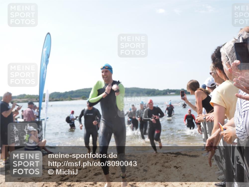 22.06.2025 - Viking Triathlon MichiJ http://msf.ph/oto/8090043 22.06.2025 10:37:44 Schwimmen 141, 163, 177, 187, 245, 396, 411, 433, 506, 614, 619, 639, 645 meine-sportfotos.de