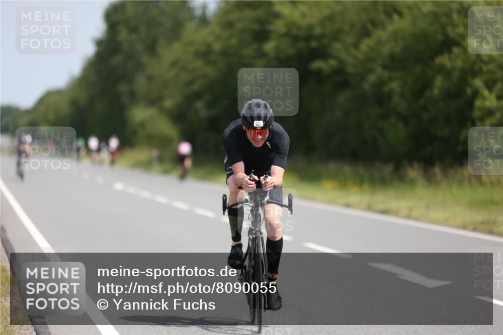 22.06.2025 - Viking Triathlon Yannick Fuchs http://msf.ph/oto/8090055 22.06.2025 11:50:55 Radfahren 14, 17, 358, 403, 440 meine-sportfotos.de