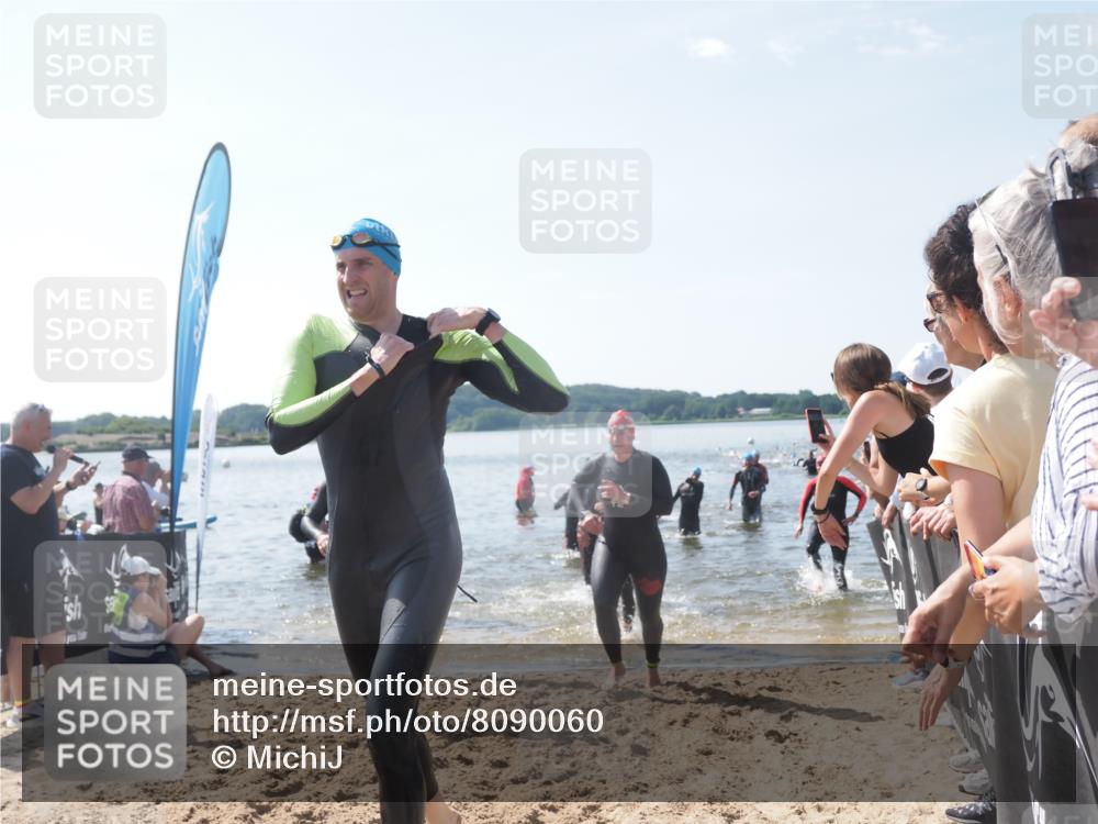 22.06.2025 - Viking Triathlon MichiJ http://msf.ph/oto/8090060 22.06.2025 10:37:45 Schwimmen 141, 163, 177, 245, 335, 396, 411, 433, 506, 614, 619, 639, 645 meine-sportfotos.de
