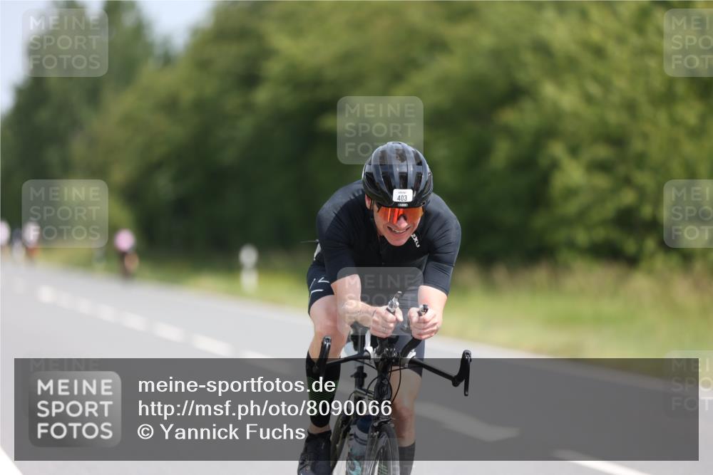 22.06.2025 - Viking Triathlon Yannick Fuchs http://msf.ph/oto/8090066 22.06.2025 11:50:56 Radfahren 14, 17, 358, 403, 440 meine-sportfotos.de