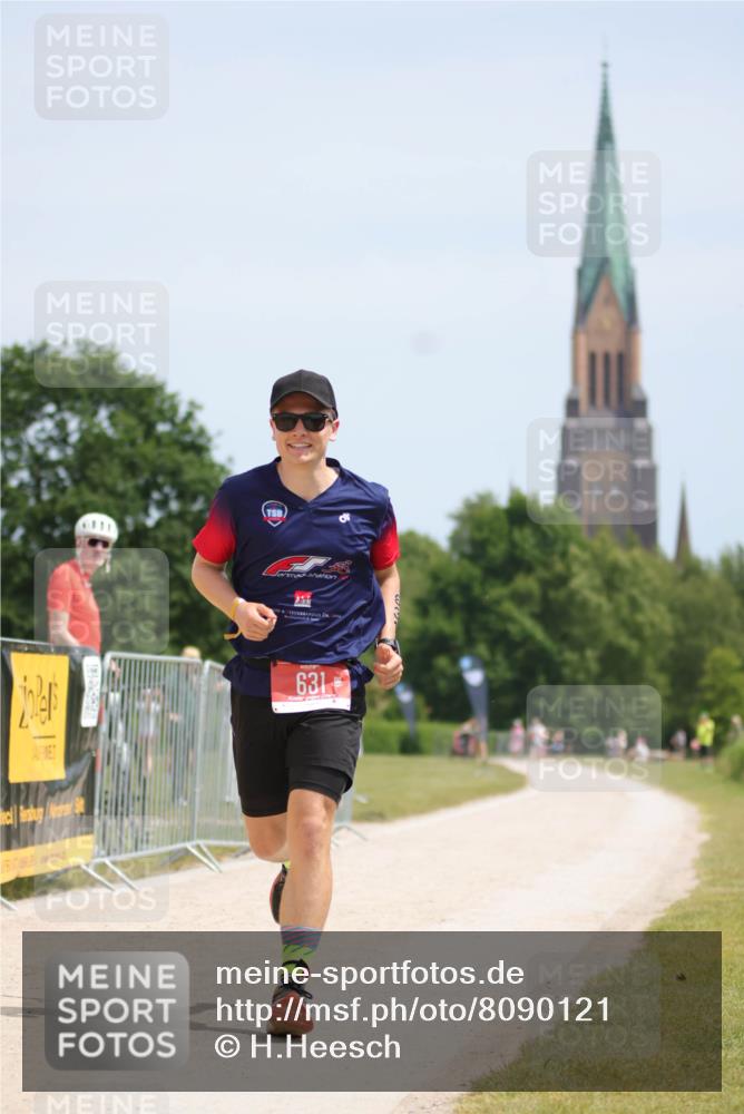 22.06.2025 - Viking Triathlon H.Heesch http://msf.ph/oto/8090121 22.06.2025 12:59:11 Laufen 631 meine-sportfotos.de
