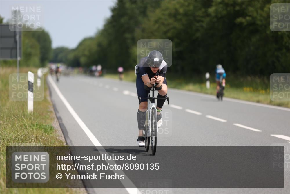 22.06.2025 - Viking Triathlon Yannick Fuchs http://msf.ph/oto/8090135 22.06.2025 11:51:01 Radfahren 14, 41, 358, 440, 655 meine-sportfotos.de