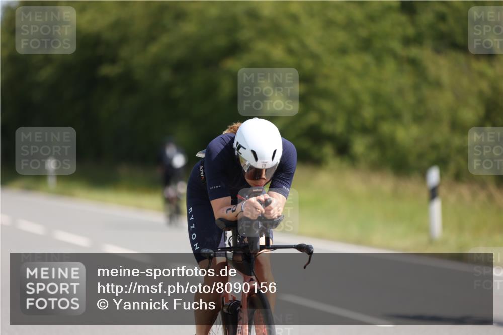 22.06.2025 - Viking Triathlon Yannick Fuchs http://msf.ph/oto/8090156 22.06.2025 11:06:41 Radfahren 10, 41, 54, 81, 148, 181, 194, 275, 389, 505, 538, 624, 625 meine-sportfotos.de