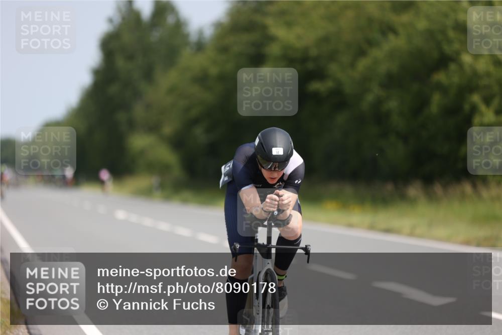 22.06.2025 - Viking Triathlon Yannick Fuchs http://msf.ph/oto/8090178 22.06.2025 11:51:02 Radfahren 14, 41, 324, 358, 440, 655 meine-sportfotos.de