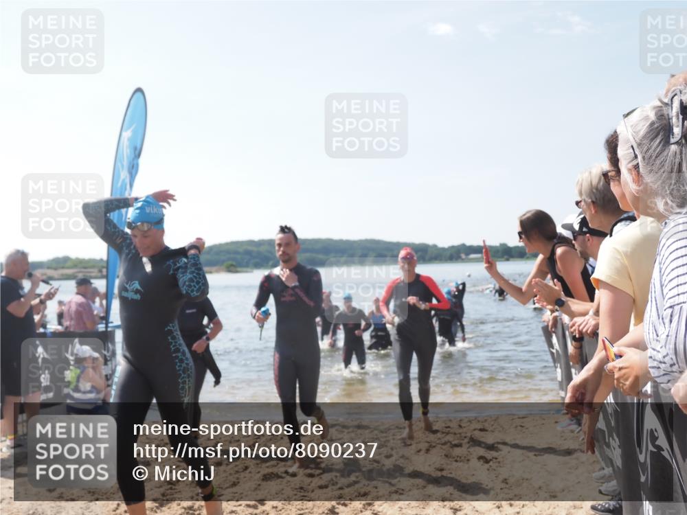 22.06.2025 - Viking Triathlon MichiJ http://msf.ph/oto/8090237 22.06.2025 10:37:48 Schwimmen 146, 163, 177, 245, 335, 396, 411, 433, 506, 614, 619, 645 meine-sportfotos.de