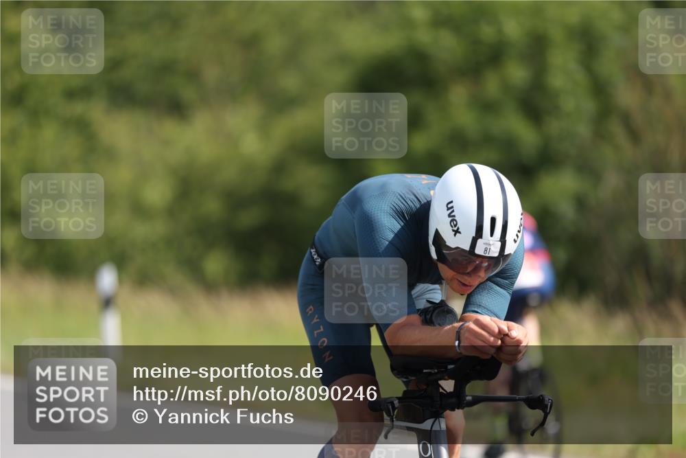 22.06.2025 - Viking Triathlon Yannick Fuchs http://msf.ph/oto/8090246 22.06.2025 11:06:44 Radfahren 10, 41, 54, 81, 181, 194, 238, 275, 505, 538, 624, 625 meine-sportfotos.de