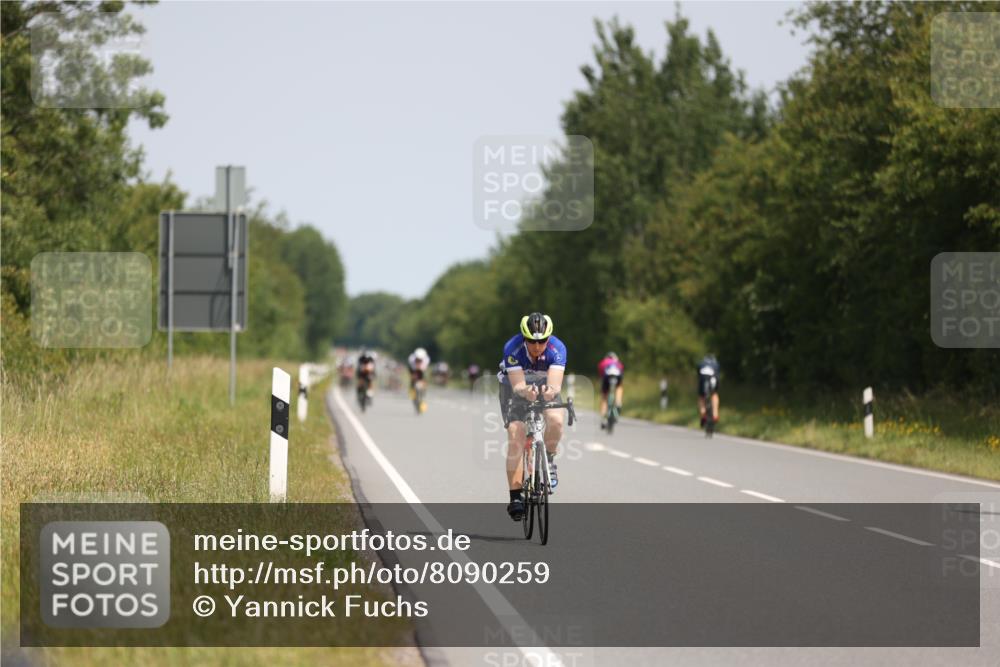 22.06.2025 - Viking Triathlon Yannick Fuchs http://msf.ph/oto/8090259 22.06.2025 11:51:12 Radfahren 236, 241, 324 meine-sportfotos.de