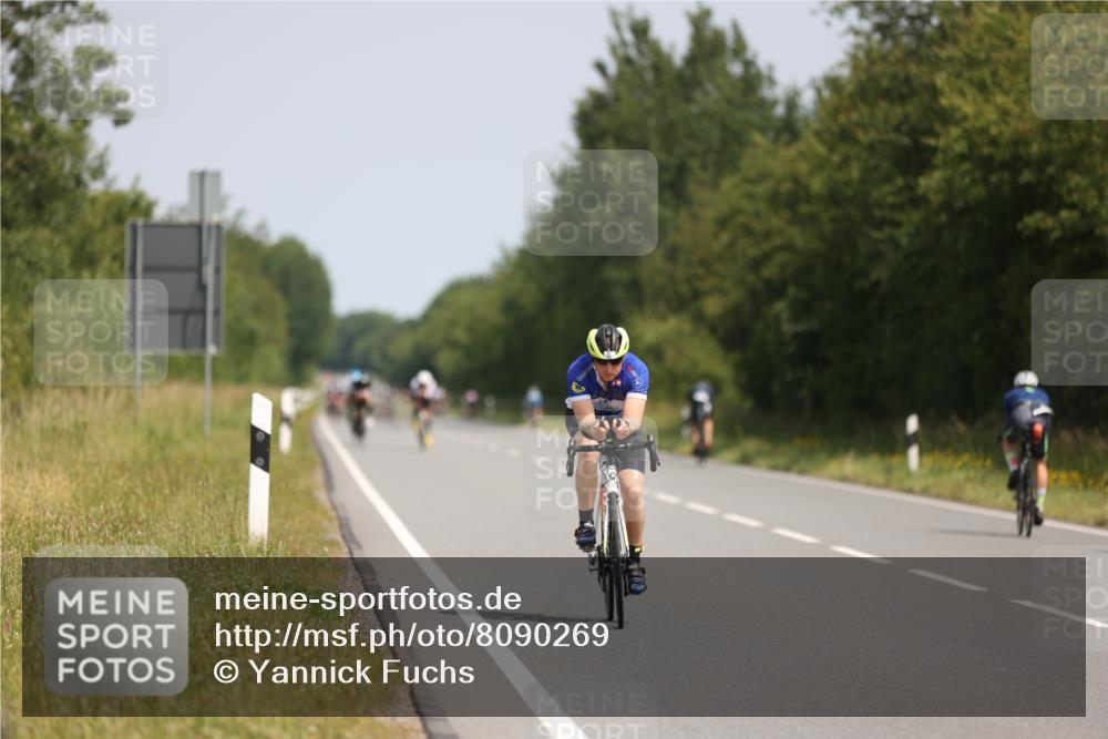 22.06.2025 - Viking Triathlon Yannick Fuchs http://msf.ph/oto/8090269 22.06.2025 11:51:13 Radfahren 99, 236, 241, 324 meine-sportfotos.de