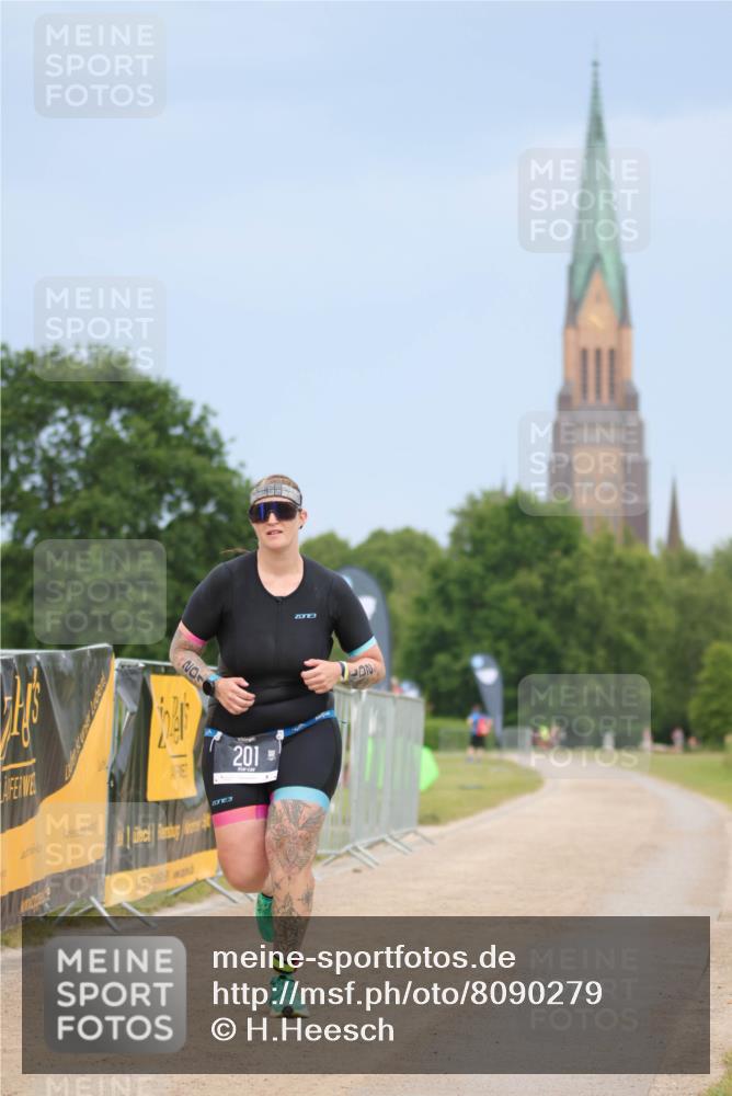 22.06.2025 - Viking Triathlon H.Heesch http://msf.ph/oto/8090279 22.06.2025 16:53:56 Laufen 201 meine-sportfotos.de