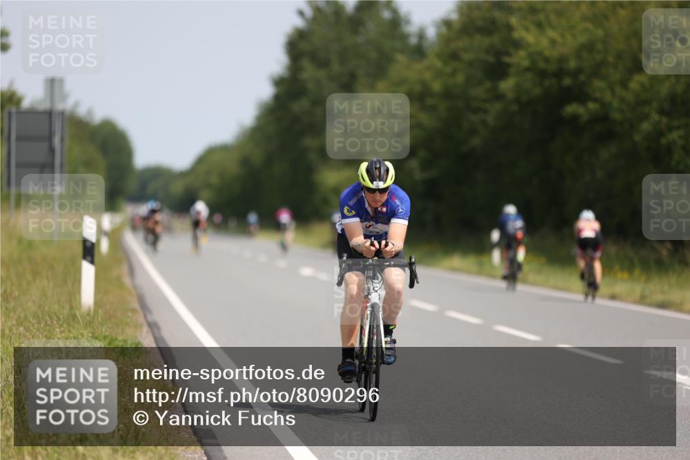 22.06.2025 - Viking Triathlon Yannick Fuchs http://msf.ph/oto/8090296 22.06.2025 11:51:14 Radfahren 99, 236, 241, 310, 324, 651 meine-sportfotos.de