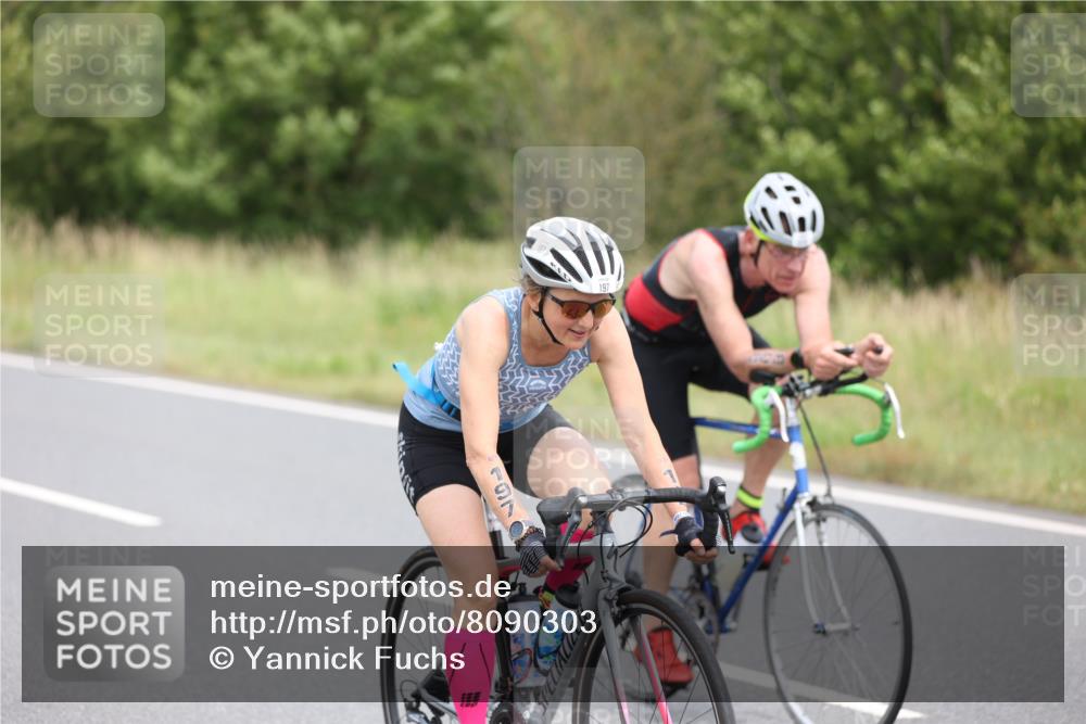 22.06.2025 - Viking Triathlon Yannick Fuchs http://msf.ph/oto/8090303 22.06.2025 13:24:34 Radfahren 197, 308, 531 meine-sportfotos.de