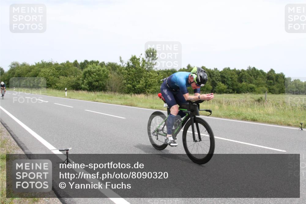 22.06.2025 - Viking Triathlon Yannick Fuchs http://msf.ph/oto/8090320 22.06.2025 13:25:12 Radfahren 24, 363 meine-sportfotos.de