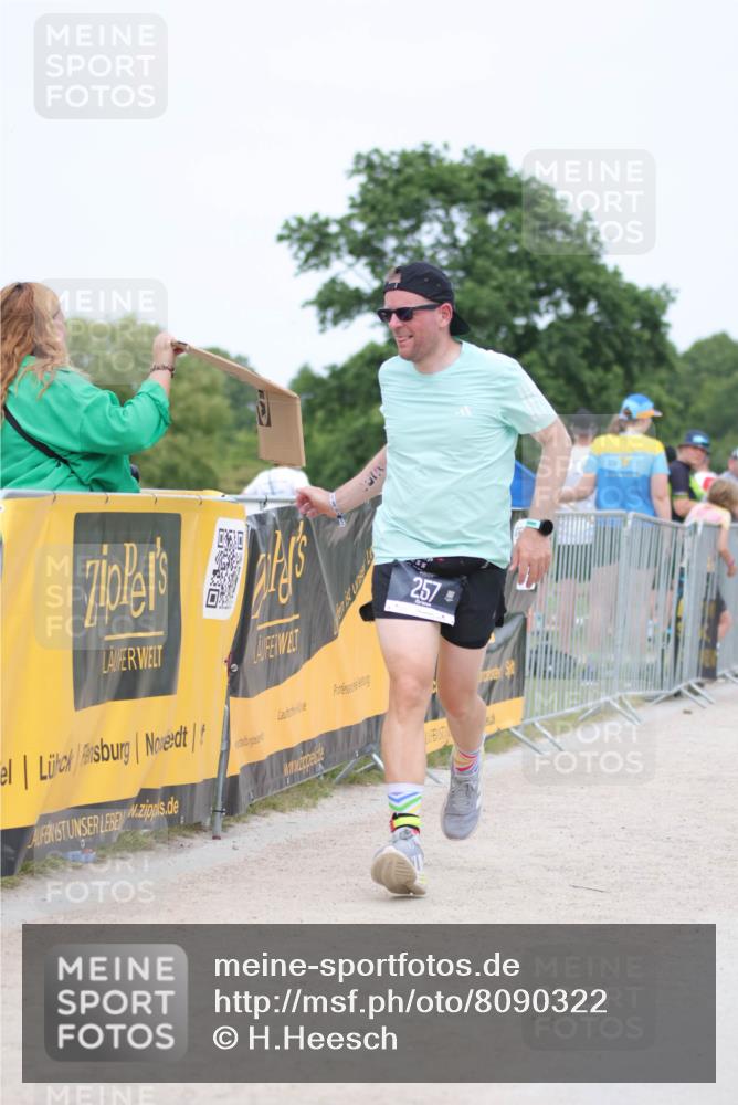22.06.2025 - Viking Triathlon H.Heesch http://msf.ph/oto/8090322 22.06.2025 15:08:01 Laufen 257, 411 meine-sportfotos.de