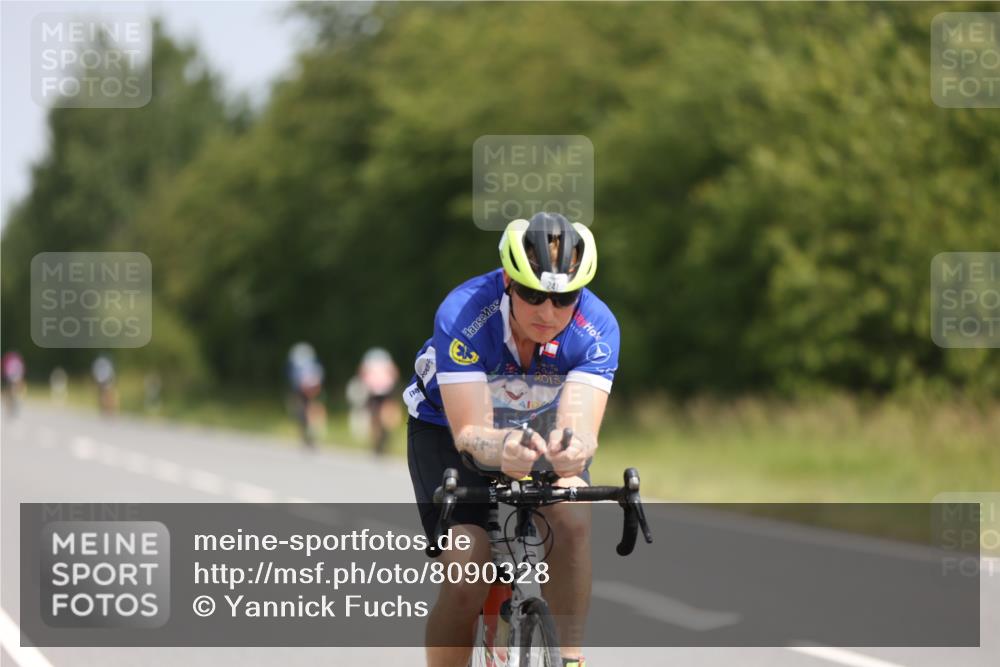 22.06.2025 - Viking Triathlon Yannick Fuchs http://msf.ph/oto/8090328 22.06.2025 11:51:15 Radfahren 99, 236, 241, 310, 324, 651 meine-sportfotos.de