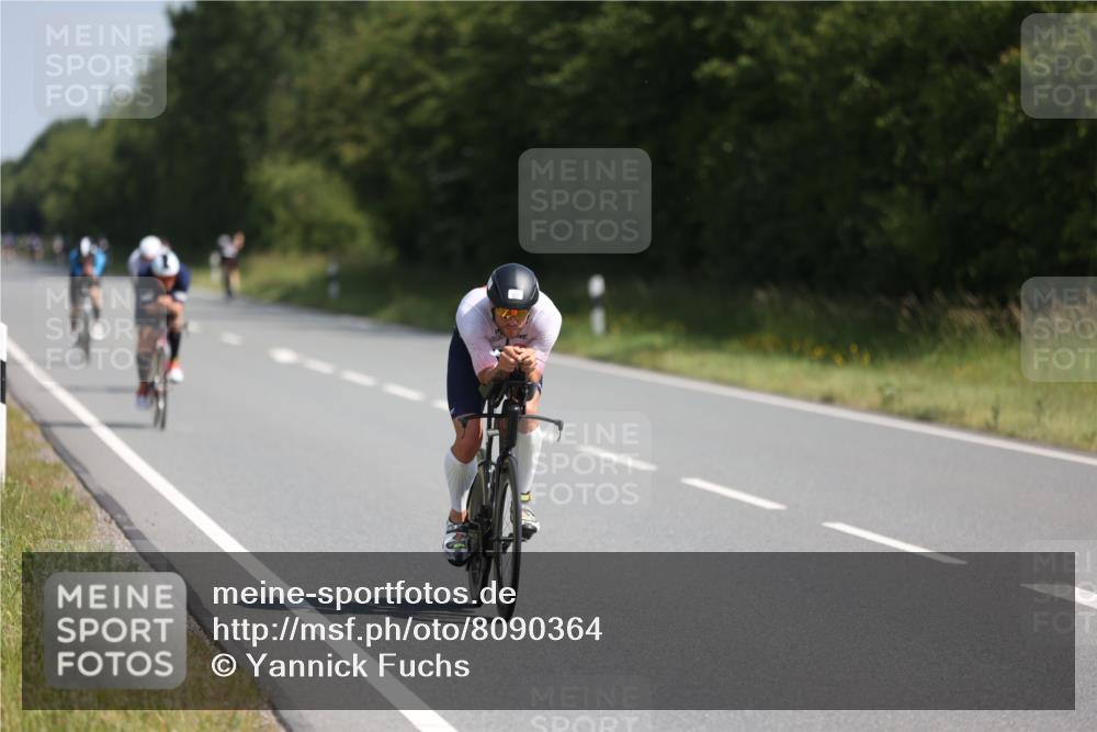 22.06.2025 - Viking Triathlon Yannick Fuchs http://msf.ph/oto/8090364 22.06.2025 11:07:21 Radfahren 122, 358, 414, 450, 526, 544, 617, 638 meine-sportfotos.de