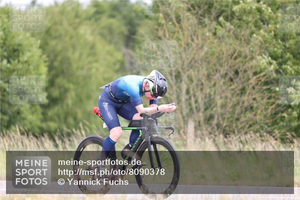 22.06.2025 - Viking Triathlon Yannick Fuchs http://msf.ph/oto/8090378 22.06.2025 13:25:11 Radfahren 24, 363 meine-sportfotos.de