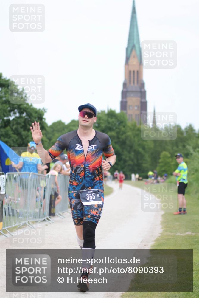 22.06.2025 - Viking Triathlon H.Heesch http://msf.ph/oto/8090393 22.06.2025 15:08:19 Laufen 355 meine-sportfotos.de