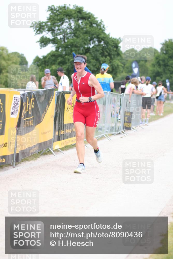 22.06.2025 - Viking Triathlon H.Heesch http://msf.ph/oto/8090436 22.06.2025 15:08:45 Laufen 353 meine-sportfotos.de