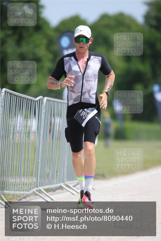 22.06.2025 - Viking Triathlon H.Heesch http://msf.ph/oto/8090440 22.06.2025 13:00:16 Laufen 284 meine-sportfotos.de