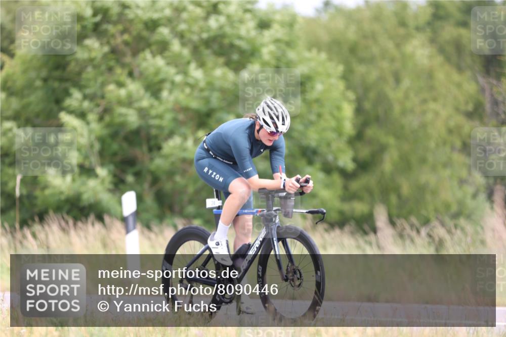 22.06.2025 - Viking Triathlon Yannick Fuchs http://msf.ph/oto/8090446 22.06.2025 13:25:13 Radfahren 16, 24, 363 meine-sportfotos.de