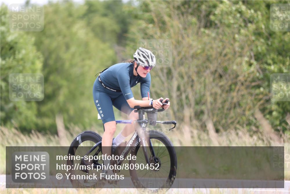 22.06.2025 - Viking Triathlon Yannick Fuchs http://msf.ph/oto/8090452 22.06.2025 13:25:14 Radfahren 16, 24, 363 meine-sportfotos.de