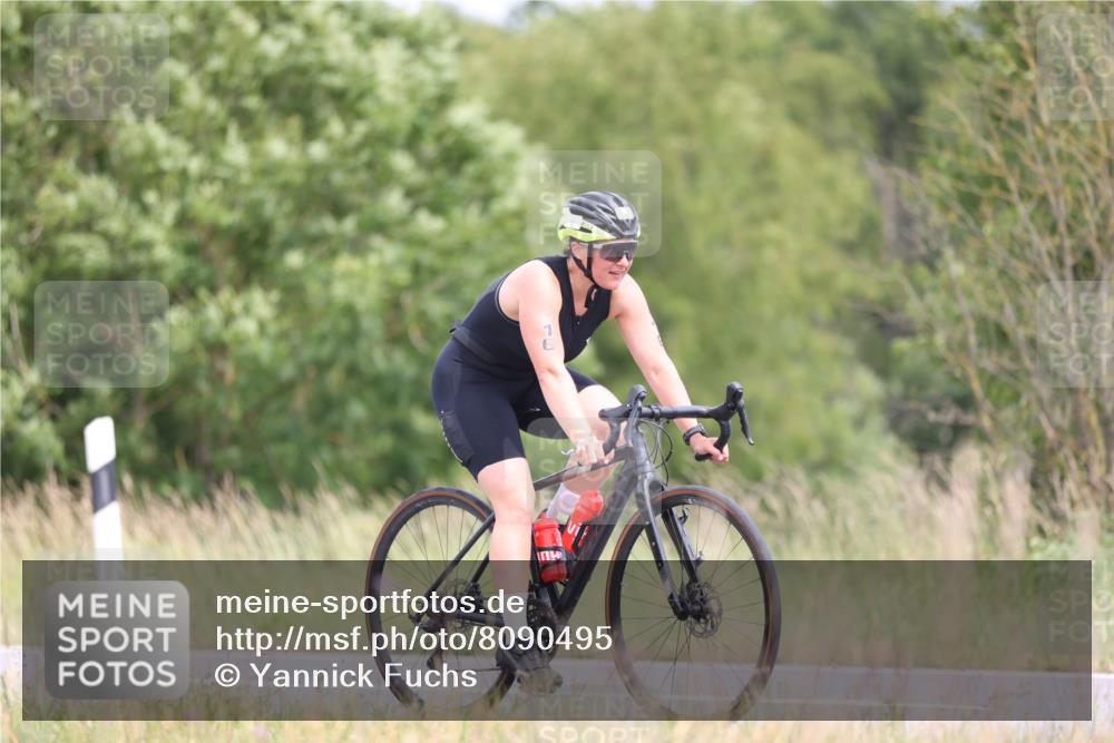 22.06.2025 - Viking Triathlon Yannick Fuchs http://msf.ph/oto/8090495 22.06.2025 13:25:20 Radfahren 16, 24, 51, 123, 481 meine-sportfotos.de