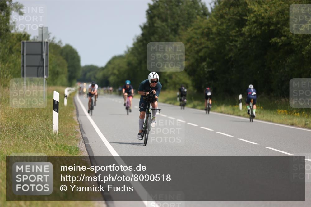 22.06.2025 - Viking Triathlon Yannick Fuchs http://msf.ph/oto/8090518 22.06.2025 11:51:40 Radfahren 152, 165, 194, 498, 614 meine-sportfotos.de