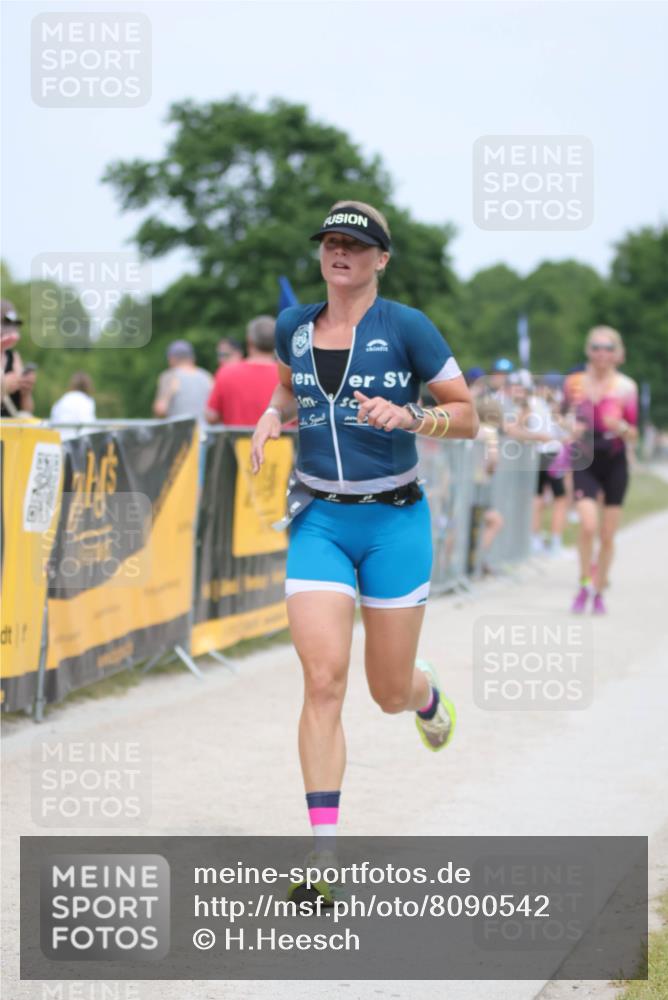 22.06.2025 - Viking Triathlon H.Heesch http://msf.ph/oto/8090542 22.06.2025 15:08:58 Laufen 17, 54, 146, 249, 436 meine-sportfotos.de