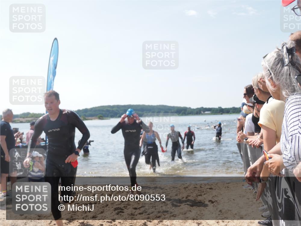 22.06.2025 - Viking Triathlon MichiJ http://msf.ph/oto/8090553 22.06.2025 10:37:54 Schwimmen 146, 179, 335, 396, 411, 433, 619, 645 meine-sportfotos.de