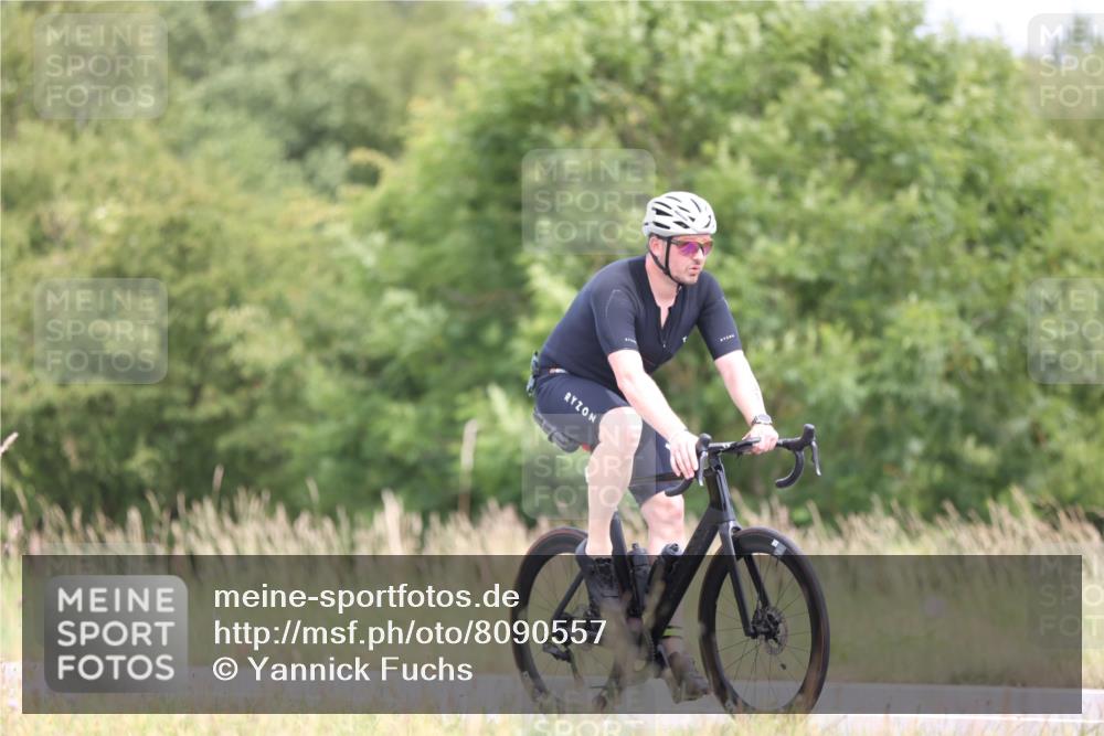 22.06.2025 - Viking Triathlon Yannick Fuchs http://msf.ph/oto/8090557 22.06.2025 13:25:24 Radfahren 16, 51, 121, 123, 346, 481 meine-sportfotos.de