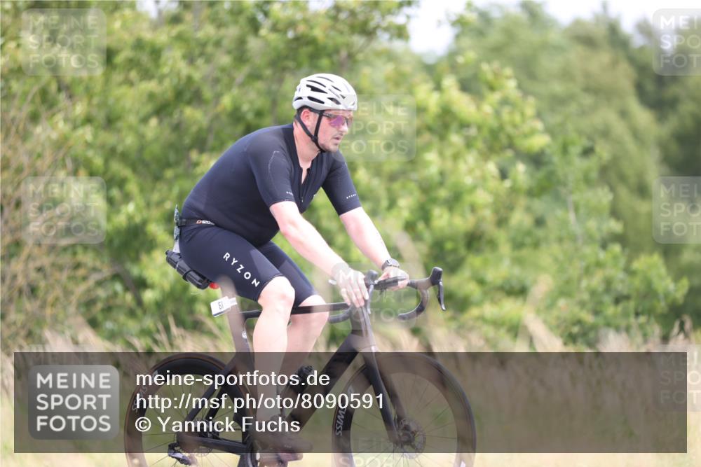 22.06.2025 - Viking Triathlon Yannick Fuchs http://msf.ph/oto/8090591 22.06.2025 13:25:25 Radfahren 16, 51, 121, 123, 346, 481 meine-sportfotos.de
