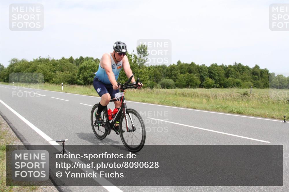 22.06.2025 - Viking Triathlon Yannick Fuchs http://msf.ph/oto/8090628 22.06.2025 13:26:44 Radfahren 471 meine-sportfotos.de
