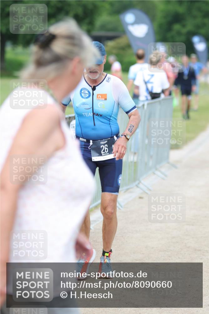 22.06.2025 - Viking Triathlon H.Heesch http://msf.ph/oto/8090660 22.06.2025 16:58:57 Laufen 26 meine-sportfotos.de