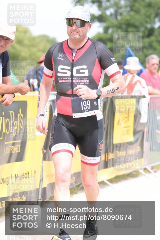 22.06.2025 - Viking Triathlon H.Heesch http://msf.ph/oto/8090674 22.06.2025 15:09:58 Laufen 199 meine-sportfotos.de
