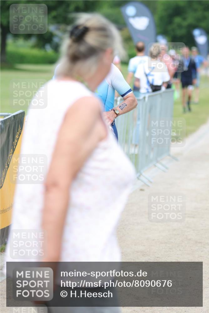 22.06.2025 - Viking Triathlon H.Heesch http://msf.ph/oto/8090676 22.06.2025 16:58:57 Laufen 26 meine-sportfotos.de