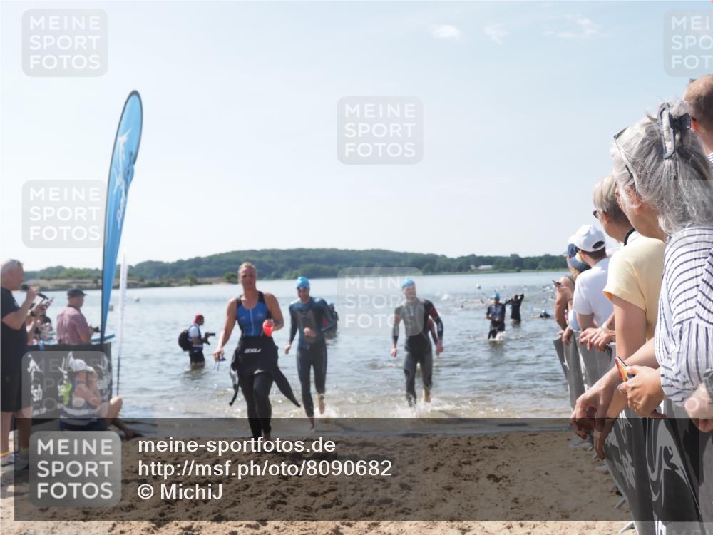 22.06.2025 - Viking Triathlon MichiJ http://msf.ph/oto/8090682 22.06.2025 10:37:56 Schwimmen 146, 179, 335, 396, 411, 433, 619 meine-sportfotos.de