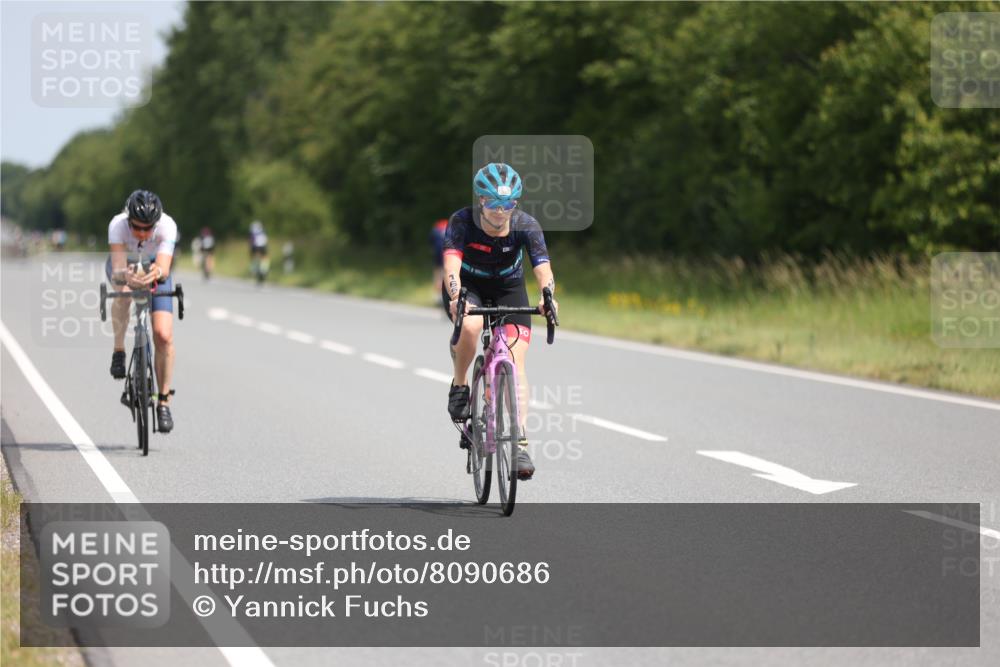 22.06.2025 - Viking Triathlon Yannick Fuchs http://msf.ph/oto/8090686 22.06.2025 11:51:46 Radfahren 152, 165, 251, 498, 614 meine-sportfotos.de