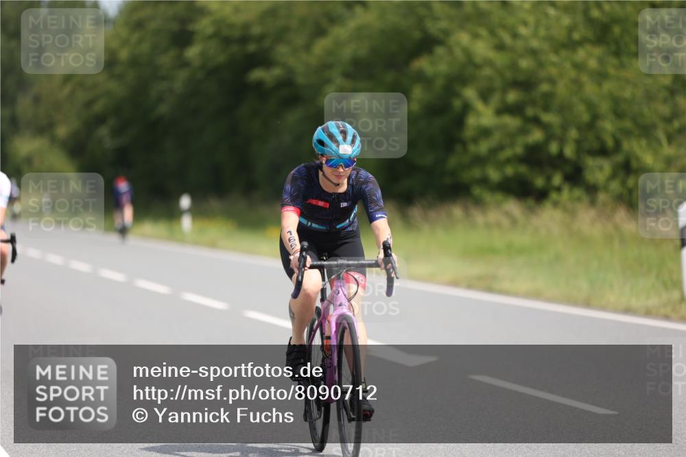 22.06.2025 - Viking Triathlon Yannick Fuchs http://msf.ph/oto/8090712 22.06.2025 11:51:47 Radfahren 152, 165, 251, 498, 614 meine-sportfotos.de