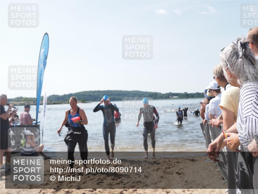 22.06.2025 - Viking Triathlon MichiJ http://msf.ph/oto/8090714 22.06.2025 10:37:57 Schwimmen 146, 179, 335, 396, 433, 619 meine-sportfotos.de