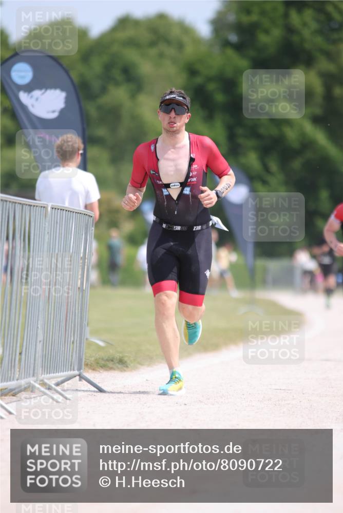 22.06.2025 - Viking Triathlon H.Heesch http://msf.ph/oto/8090722 22.06.2025 13:00:38 Laufen 8, 429 meine-sportfotos.de