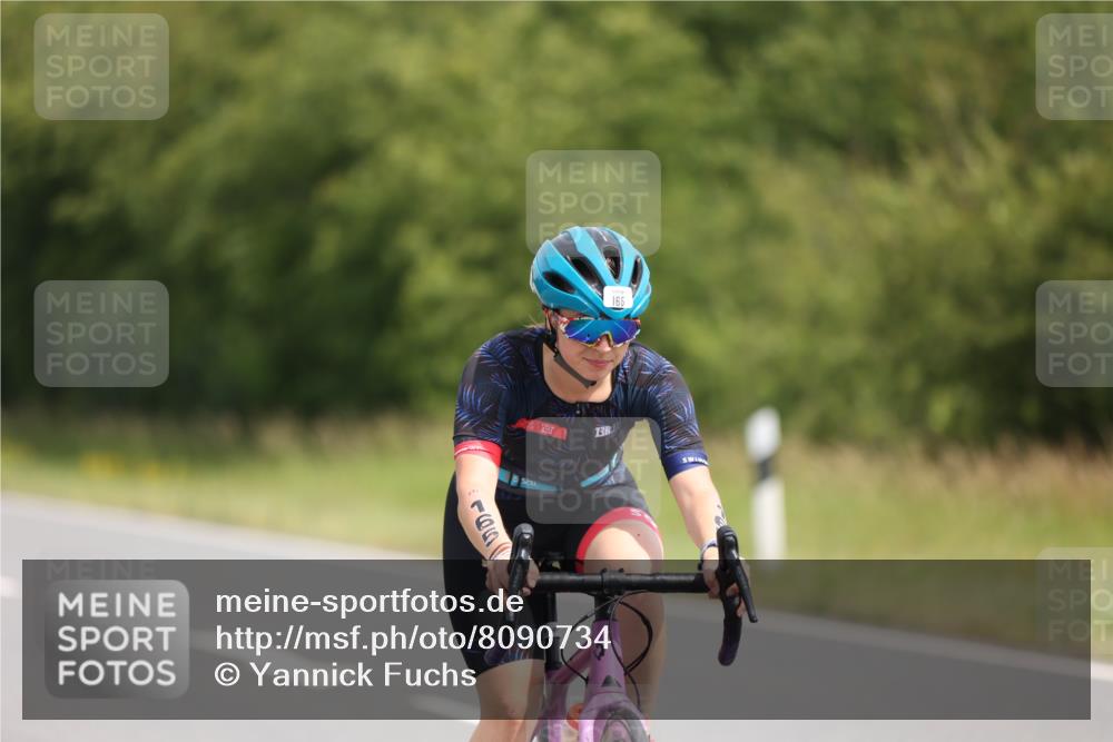 22.06.2025 - Viking Triathlon Yannick Fuchs http://msf.ph/oto/8090734 22.06.2025 11:51:48 Radfahren 165, 251, 498, 614 meine-sportfotos.de