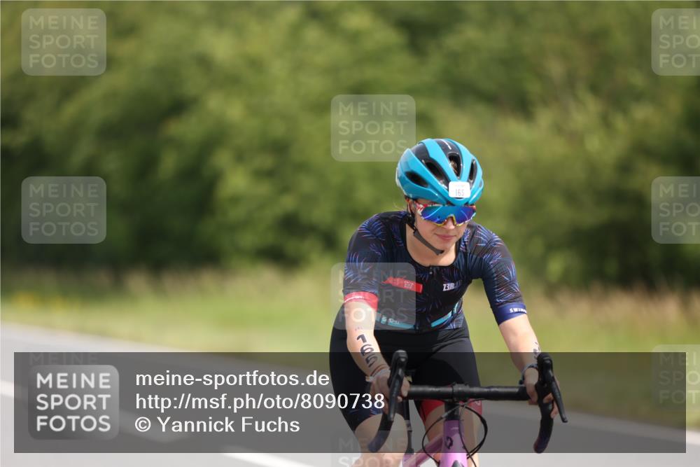22.06.2025 - Viking Triathlon Yannick Fuchs http://msf.ph/oto/8090738 22.06.2025 11:51:48 Radfahren 165, 251, 498, 614 meine-sportfotos.de
