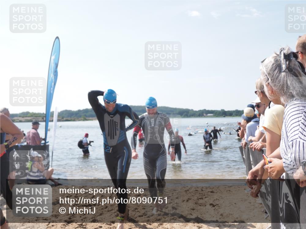 22.06.2025 - Viking Triathlon MichiJ http://msf.ph/oto/8090751 22.06.2025 10:37:58 Schwimmen 146, 179, 335, 396, 433, 619 meine-sportfotos.de
