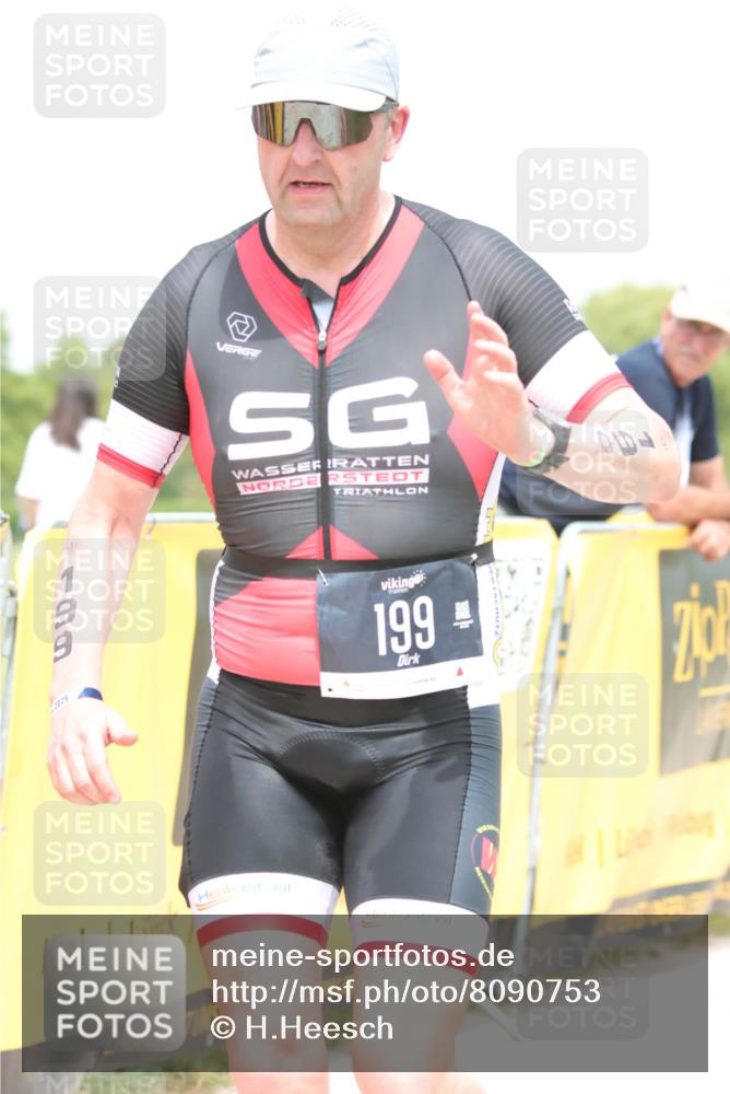 22.06.2025 - Viking Triathlon H.Heesch http://msf.ph/oto/8090753 22.06.2025 15:09:59 Laufen 199 meine-sportfotos.de